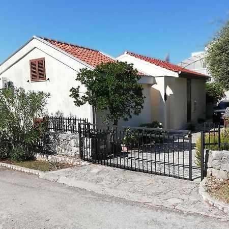 Apartment Basic Petrčane Dış mekan fotoğraf