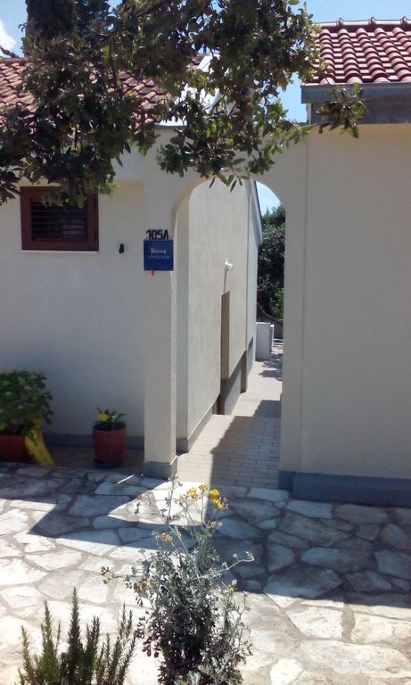 Apartment Basic Petrčane Dış mekan fotoğraf