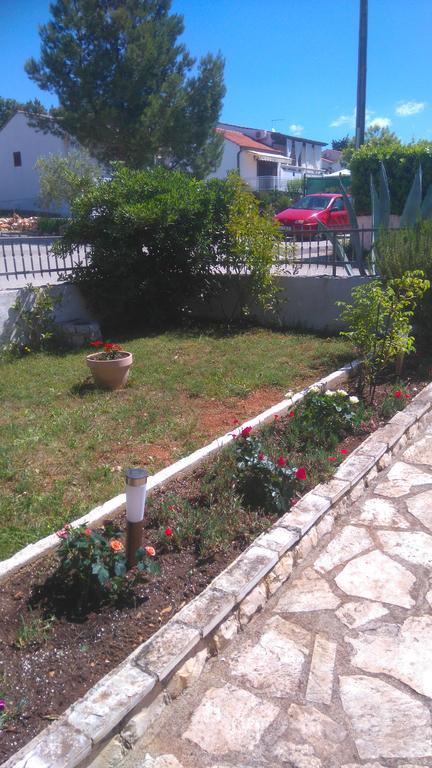 Apartment Basic Petrčane Dış mekan fotoğraf